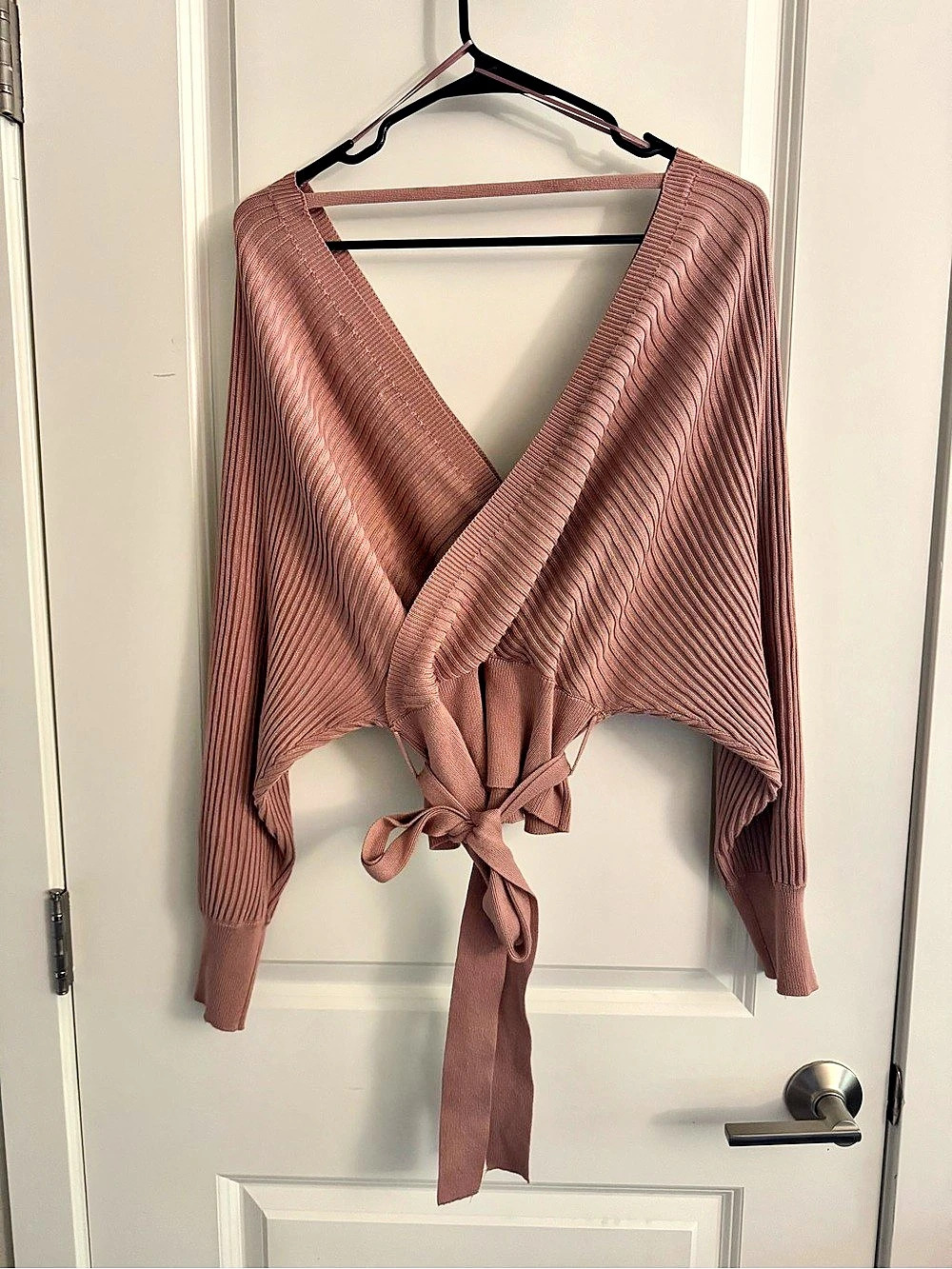 Love Tree Ribbed Wrap Sweater in Dusty Pink Size Medium Like New